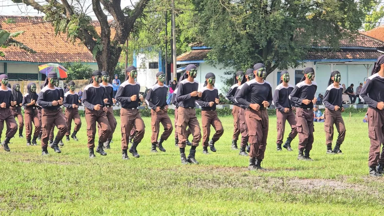354 Siswa SMKN 1 Plupuh Dilantik Ketarunaan